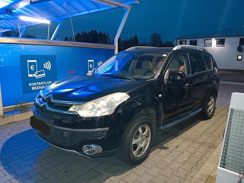 Schwarz Gebraucht 2008 Citroën C-Crosser SUV | 2.499 € - Bild 1/4