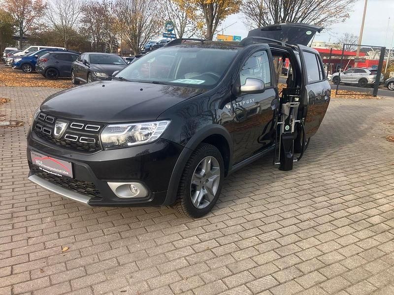 Gebraucht Dacia Logan MCV Stepway 90 PS (66 kW) 2018 Schwarz Kombi
