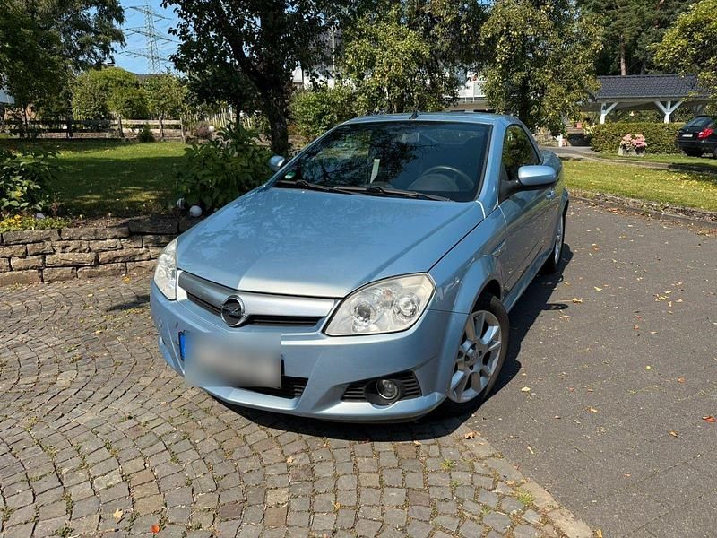 Blau Gebraucht 2007 Opel Tigra Edition Cabrio | 2.450 € (Fairer Preis) - Bild 1/4