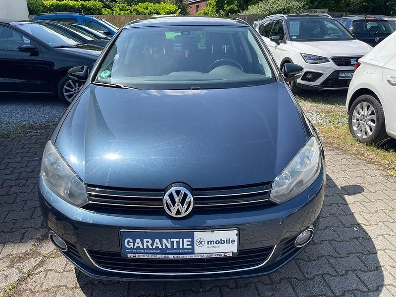 Blau Gebraucht 2011 VW Golf VI Style Limousine | 6.490 € (Fairer Preis) - Bild 1/4