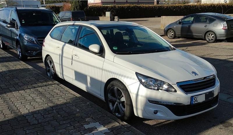 Weiß Gebraucht 2014 Peugeot 308 SW Business-Line Kombi | 8.000 € (Fairer Preis) - Bild 1/4