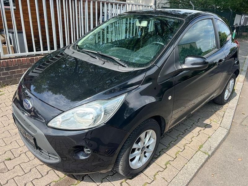 Schwarz Gebraucht 2015 Ford Ka Titanium Kleinwagen | 2.300 € (Guter Preis) - Bild 1/4