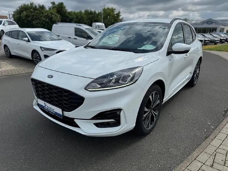 Gebraucht Ford Kuga ST-Line 150 PS (110 kW) 2024 Frostweiß SUV