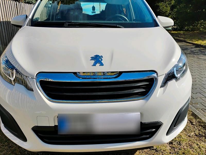 Gebraucht Peugeot 108 72 PS (52 kW) 2019 Weiß Kleinwagen