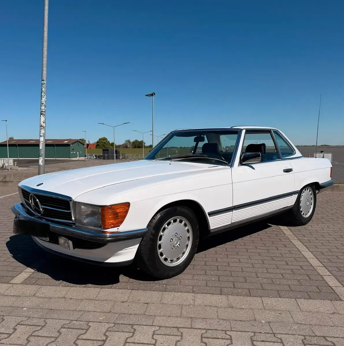 Gebraucht Mercedes SL300 179 PS (131 kW) 1987 Weiß Cabrio