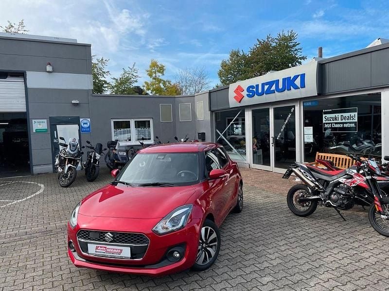 Rot Gebraucht 2019 Suzuki Swift Comfort+ Limousine | 12.498 € (Fairer Preis) - Bild 1/4