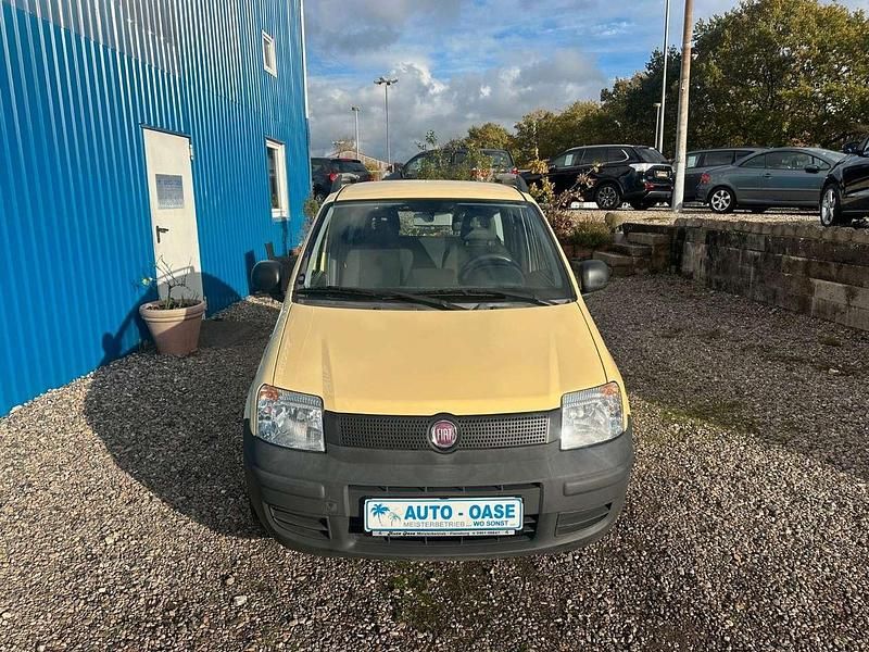 Gebraucht Fiat Panda Active 54 PS (39 kW) 2009 Giallo vaniglia/coriandolo Kleinwagen