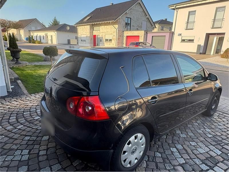 Gebraucht VW Golf V 105 PS (77 kW) 2006 Schwarz Kleinwagen