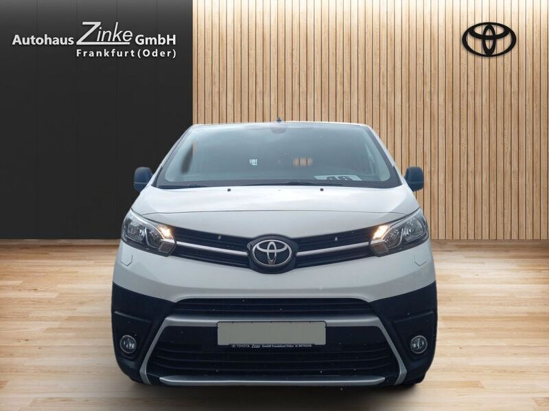 Gebraucht Toyota Proace 120 PS (88 kW) 2019 Weiß Van / Kleinbus