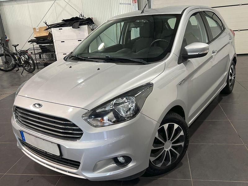 Silber Gebraucht 2017 Ford Ka Plus Kleinwagen | 9.495 € (Etwas zu teuer) - Bild 1/4