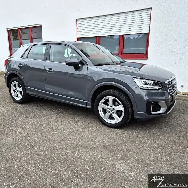 Gebraucht Audi Q2 S-Line 116 PS (85 kW) 2019 Grau SUV