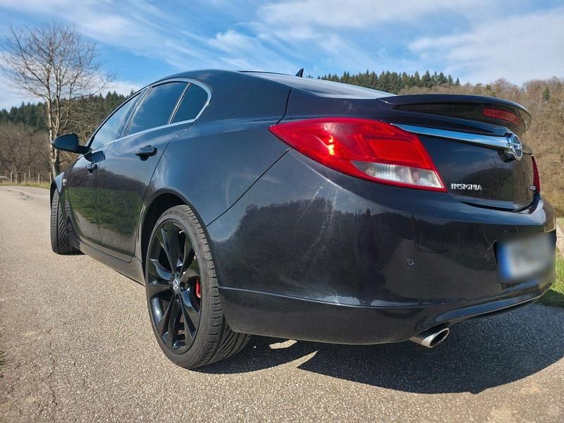 Gebraucht Opel Insignia OPC 160 PS (117 kW) 2011 Schwarz Limousine