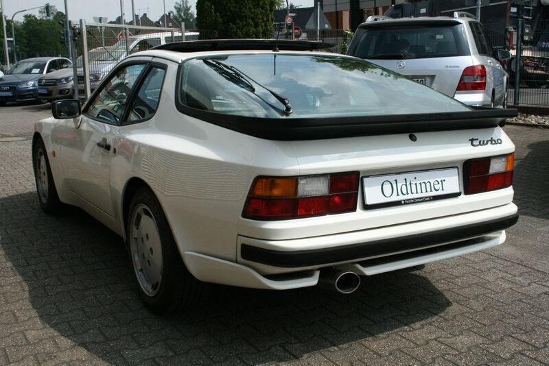 Gebraucht Porsche 944 Turbo 220 PS (161 kW) 1987 Alpinweiß Coupé