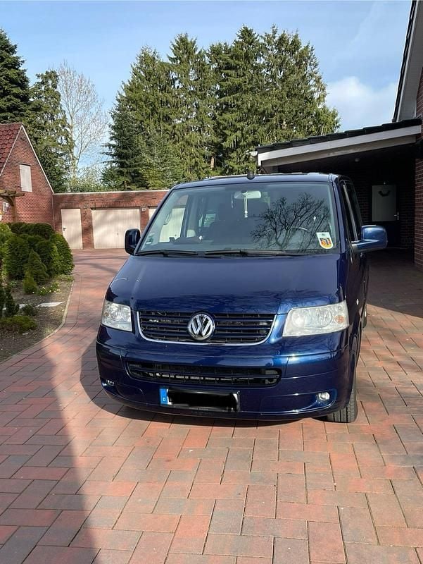 Second-hand VW T5 Highline 174 CP (127 kW) 2003 Albastru Van
