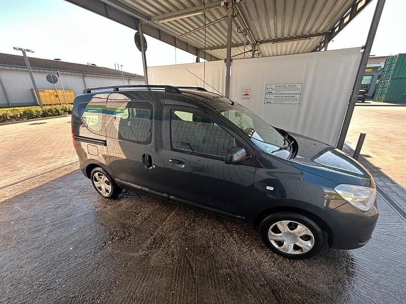 Gebraucht Dacia Dokker 86 PS (63 kW) 2014 Grau Van / Kleinbus