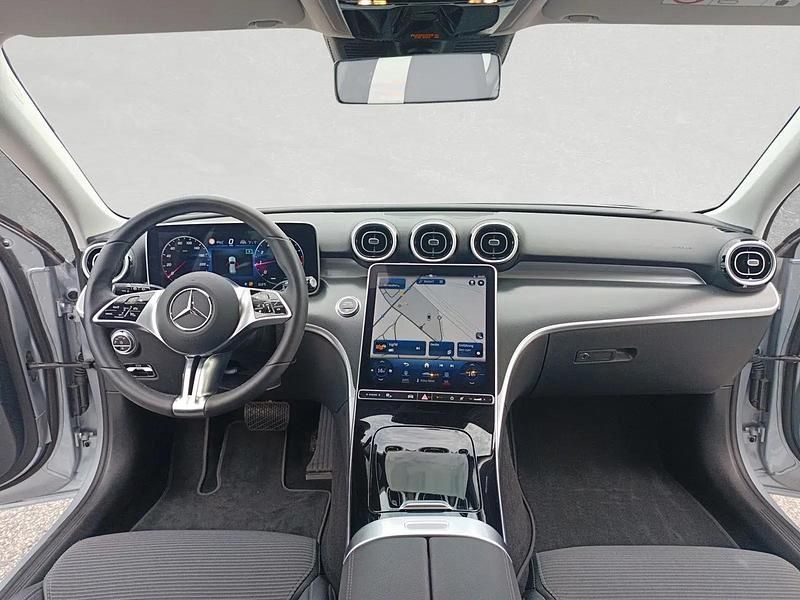 Gebraucht Mercedes C200 Avantgarde 204 PS (150 kW) 2023 Silber Limousine