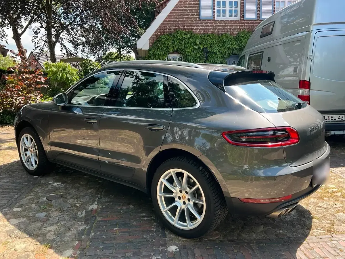 Gebraucht Porsche Macan 258 PS (189 kW) 2015 Grau SUV