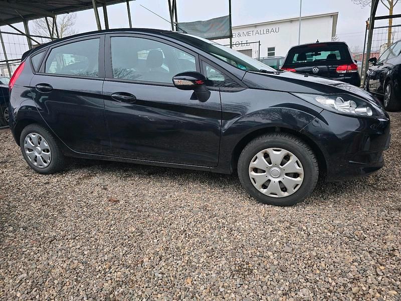 Gebraucht Ford Fiesta 80 PS (58 kW) 2009 Orange Kleinwagen