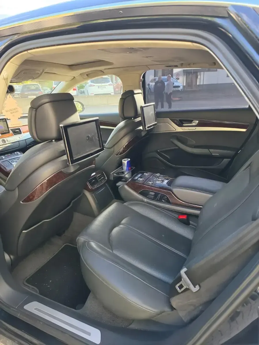 Gebraucht Audi A8L Ambiente 400 PS (294 kW) 2010 Schwarz Limousine