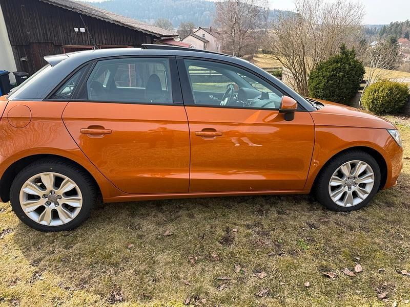 Gebraucht Audi A1 122 PS (89 kW) 2012 Orange Kleinwagen