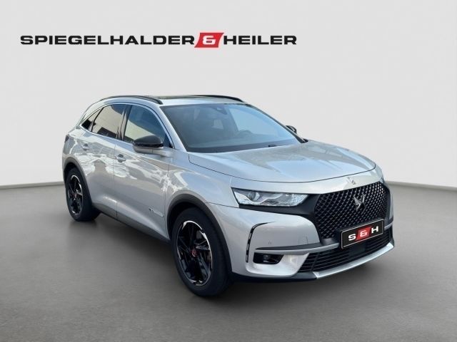 Grau lackierung chrystal pearl/metallic klarl metallic Gebraucht 2021 DS Automobiles DS7 Crossback Performance SUV | 27.900 € (Fairer Preis) - Bild 1/4