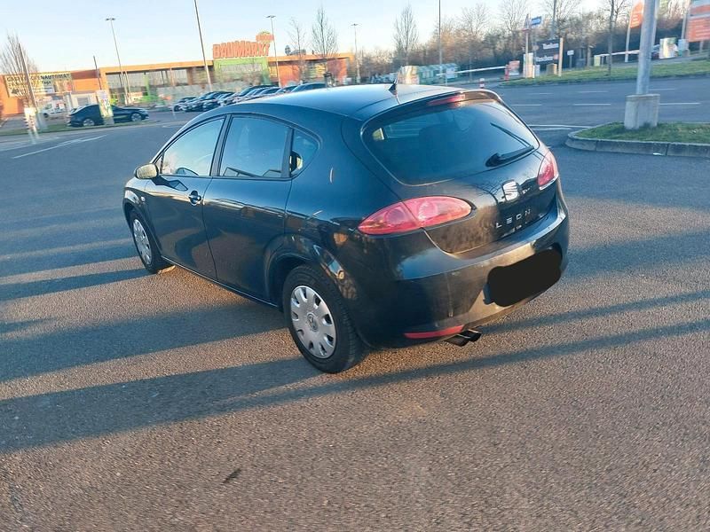 Usata Seat Leon 150 CV (110 kW) 2006 Nero Utilitaria