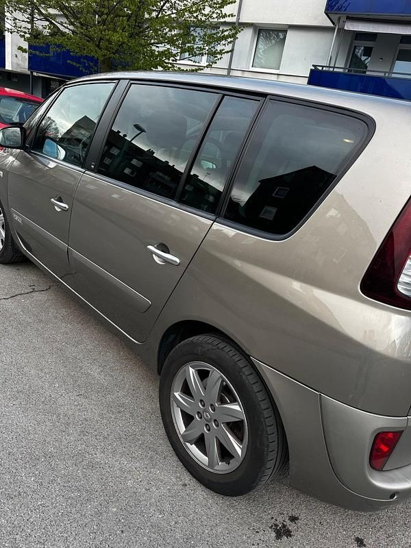 Second-hand Renault Espace 172 CP (126 kW) 2012 Auriu Monovolum