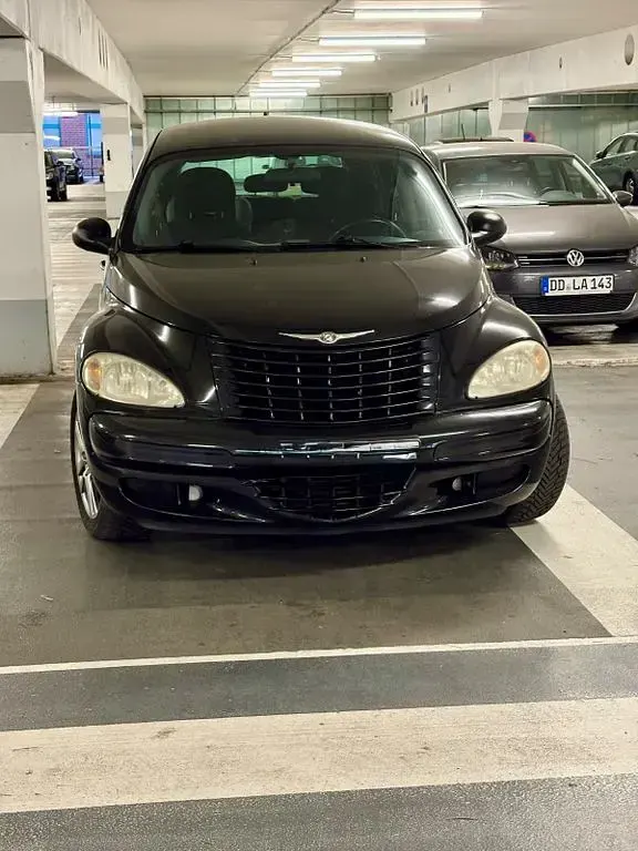 Usado Chrysler PT Cruiser Limited 121 CV (88 kW) 2004 Negro Berlina