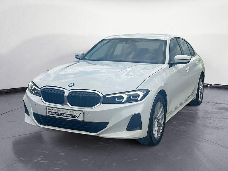 Gebraucht BMW 318 156 PS (114 kW) 2025 Alpinweiss 3 Limousine