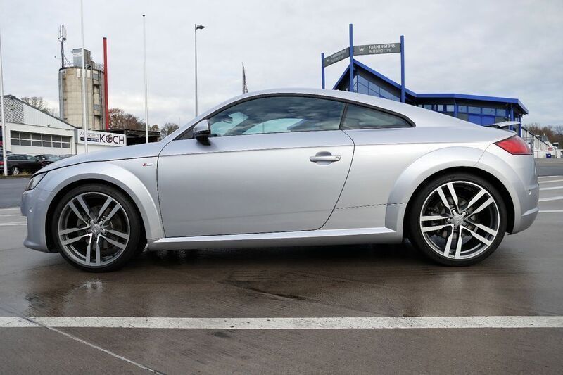 Gebraucht Audi TT S-Line 230 PS (169 kW) 2015 Silber Coupé