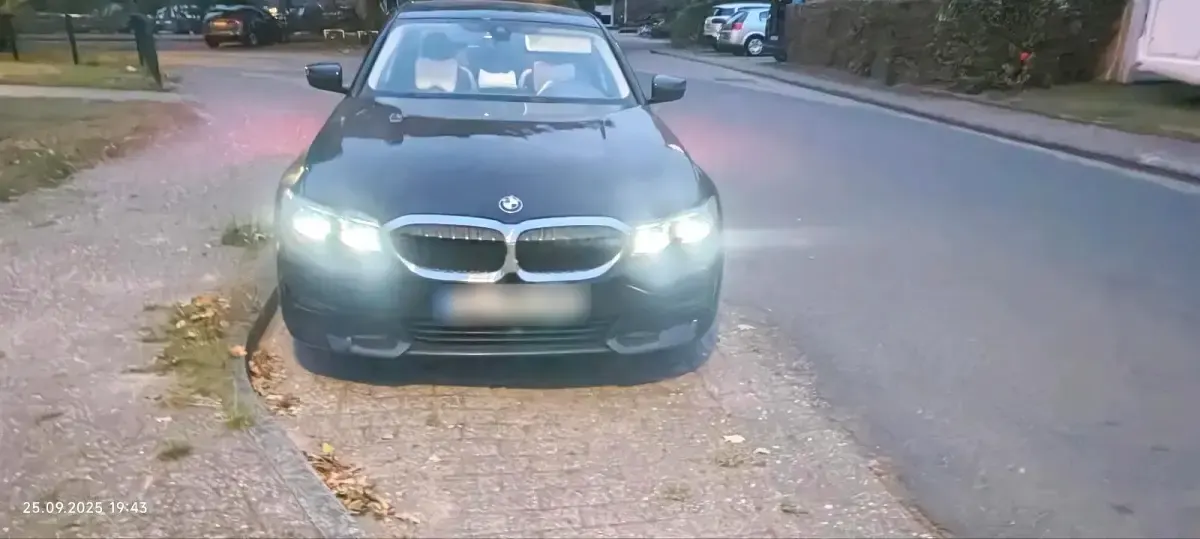 Gebraucht BMW 320 M Sport 190 PS (139 kW) 2020 Schwarz Limousine