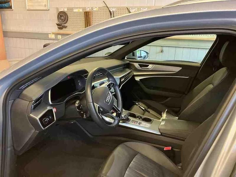 Gebraucht Audi A6 Ambiente 204 PS (150 kW) 2022 Silber Kombi