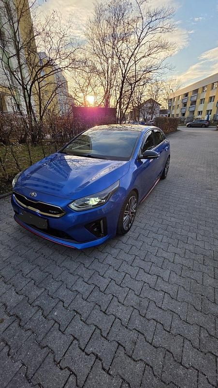 Gebraucht Kia ProCeed GT 204 PS (150 kW) 2019 Blau Kombi