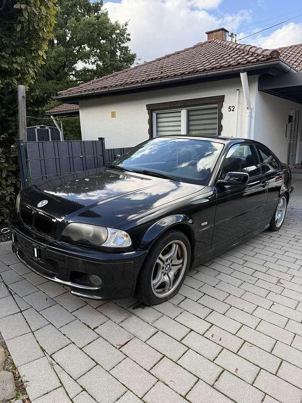 Schwarz Gebraucht 2001 BMW 325 M Sport Coupé | 6.500 € (Fairer Preis) - Bild 1/4