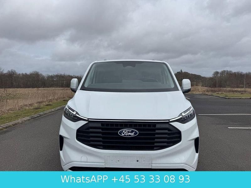 Gebraucht Ford Transit Custom Limited 170 PS (125 kW) 2024 Weiß Van / Kleinbus