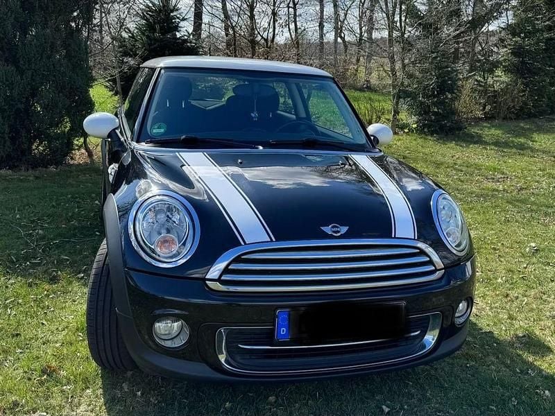 Gebraucht Mini Cooper 122 PS (89 kW) 2012 Schwarz Kleinwagen