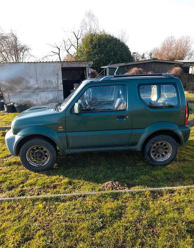 Gebraucht Suzuki Jimny 98 PS (72 kW) 2011 Grün SUV