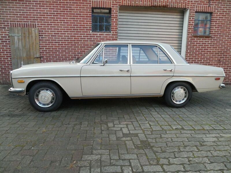 Gebraucht Mercedes 220 60 PS (44 kW) 1970 Beige Limousine