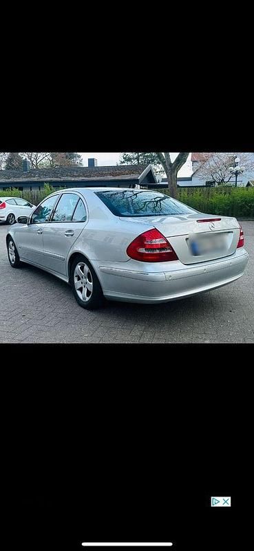 Gebraucht Mercedes E200 Avantgarde 163 PS (119 kW) 2004 Silber Limousine