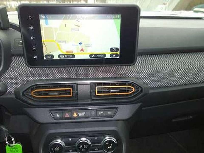 Gebraucht Dacia Sandero Comfort 91 PS (66 kW) 2021 Taklamakanorangemetallic Limousine