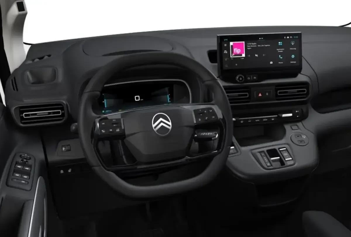 Neu Citroën Berlingo 131 PS (96 kW) 2026 Grau Van / Kleinbus