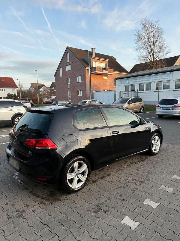 Second-hand VW Golf 105 CP (77 kW) 2013 Negru Coupe