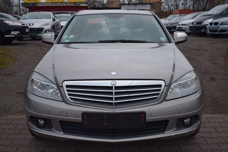 Gebraucht Mercedes C180 156 PS (114 kW) 2008 Silber Limousine