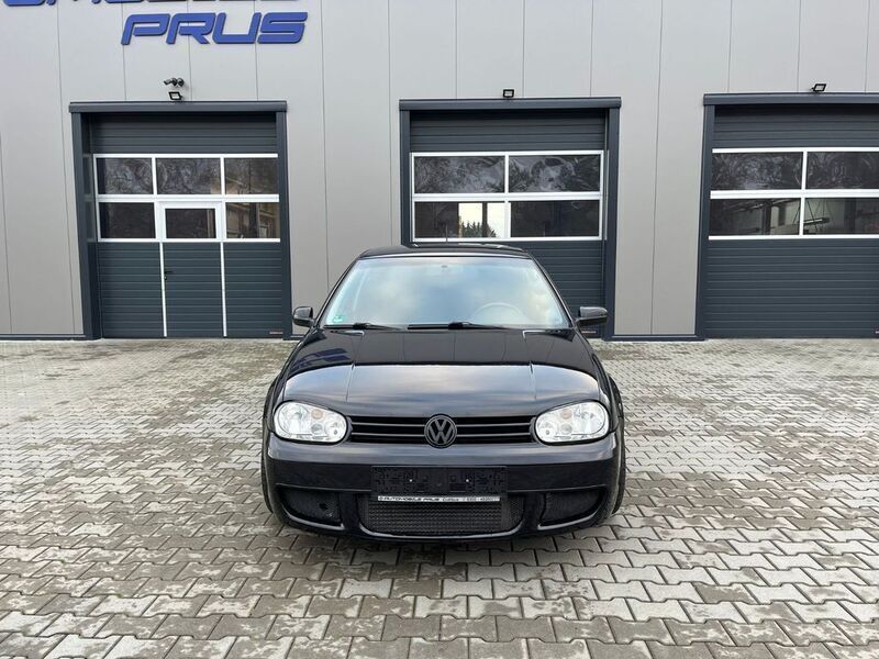 Schwarz Gebraucht 1999 VW Golf IV Highline Limousine | 6.999 € - Bild 1/4