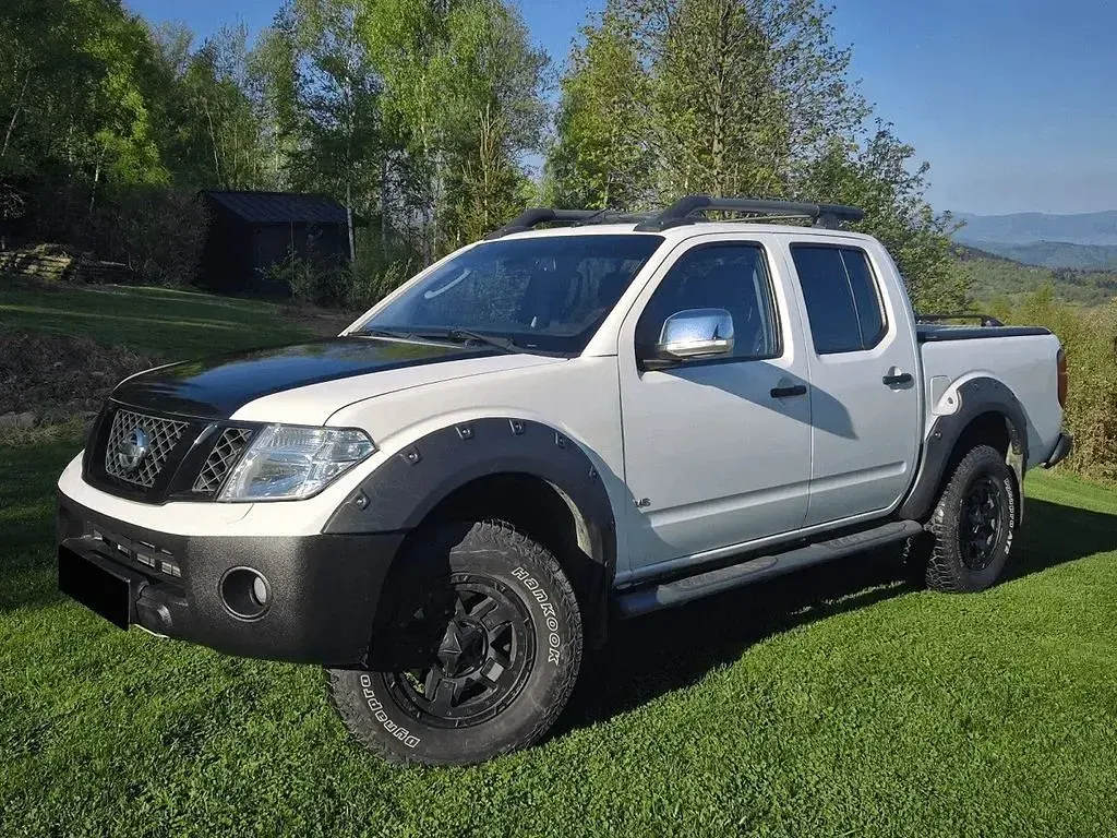 Gebraucht Nissan Navara 231 PS (169 kW) 2012 Weiß Pickup