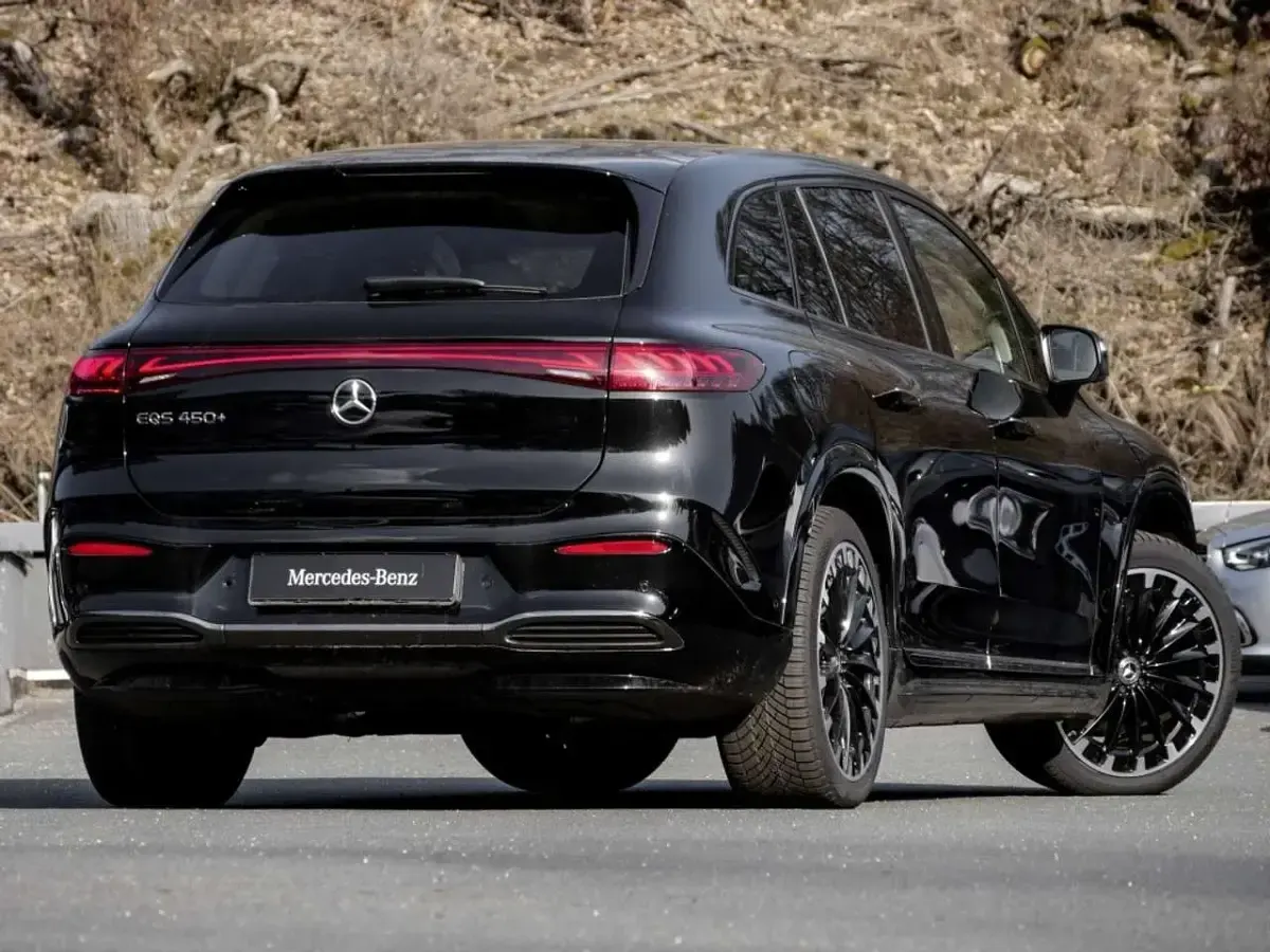 Gebraucht Mercedes EQS450+ AMG 264 kW (360 PS) 2023 Schwarz metalliclack obsidians SUV