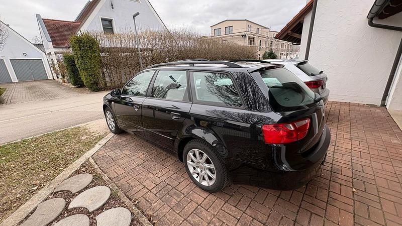 Gebraucht Seat Exeo 160 PS (117 kW) 2011 Schwarz Kombi
