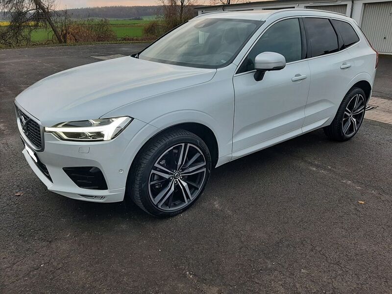 Weiß Gebraucht 2018 Volvo XC60 R-Design SUV | 35.900 € (Fairer Preis) - Bild 1/4