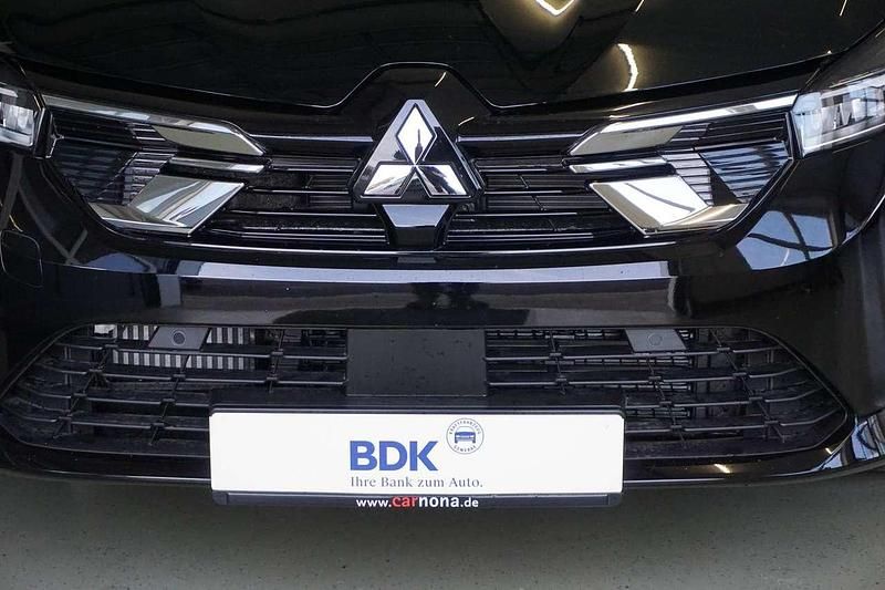 Neu Mitsubishi Colt Intense 91 PS (66 kW) 2025 Schwarz Kleinwagen