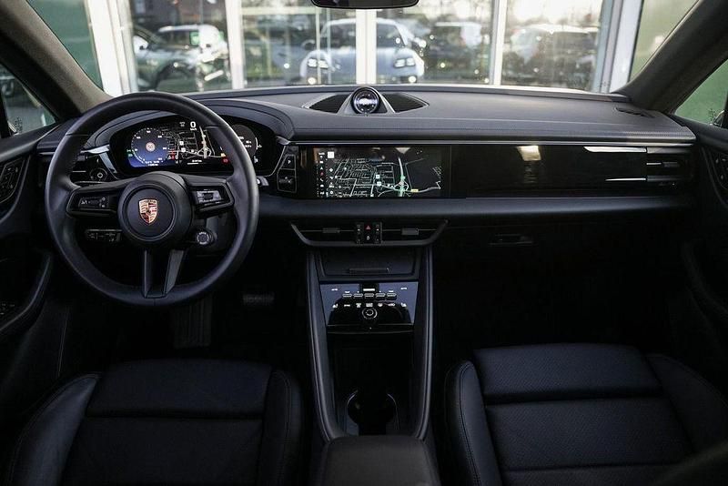 Gebraucht Porsche Macan 250 kW (340 PS) 2025 Silber SUV